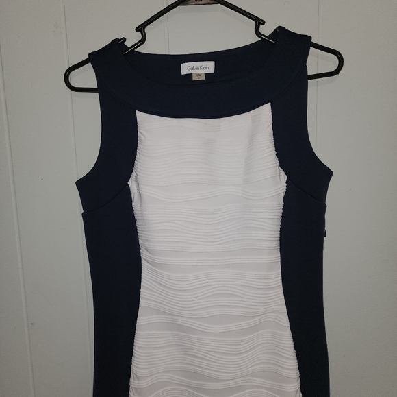 Calvin Klein Classy Gorgeous 😍 Navy Blue And White Dress - Picture 13 of 16